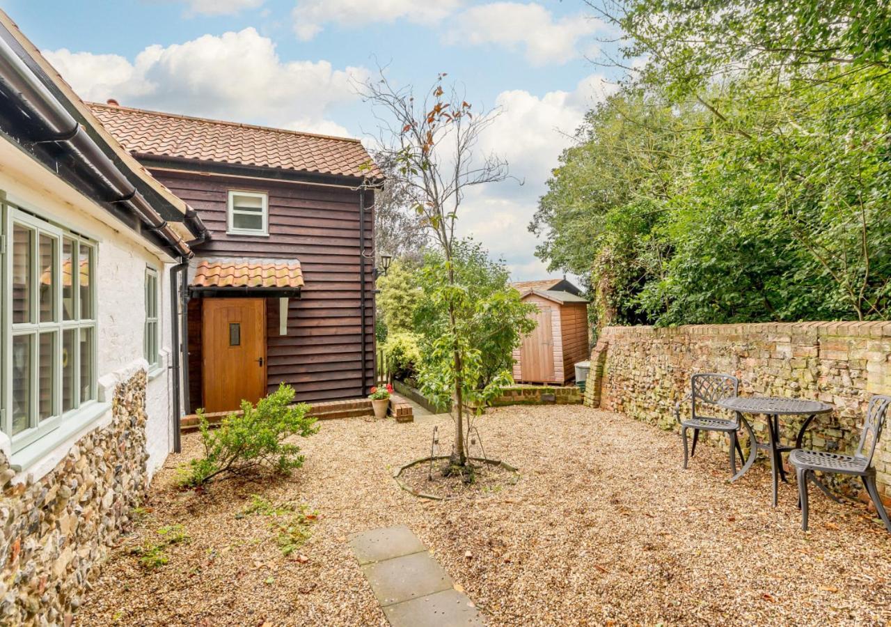 Wisteria Cottage Snape  エクステリア 写真